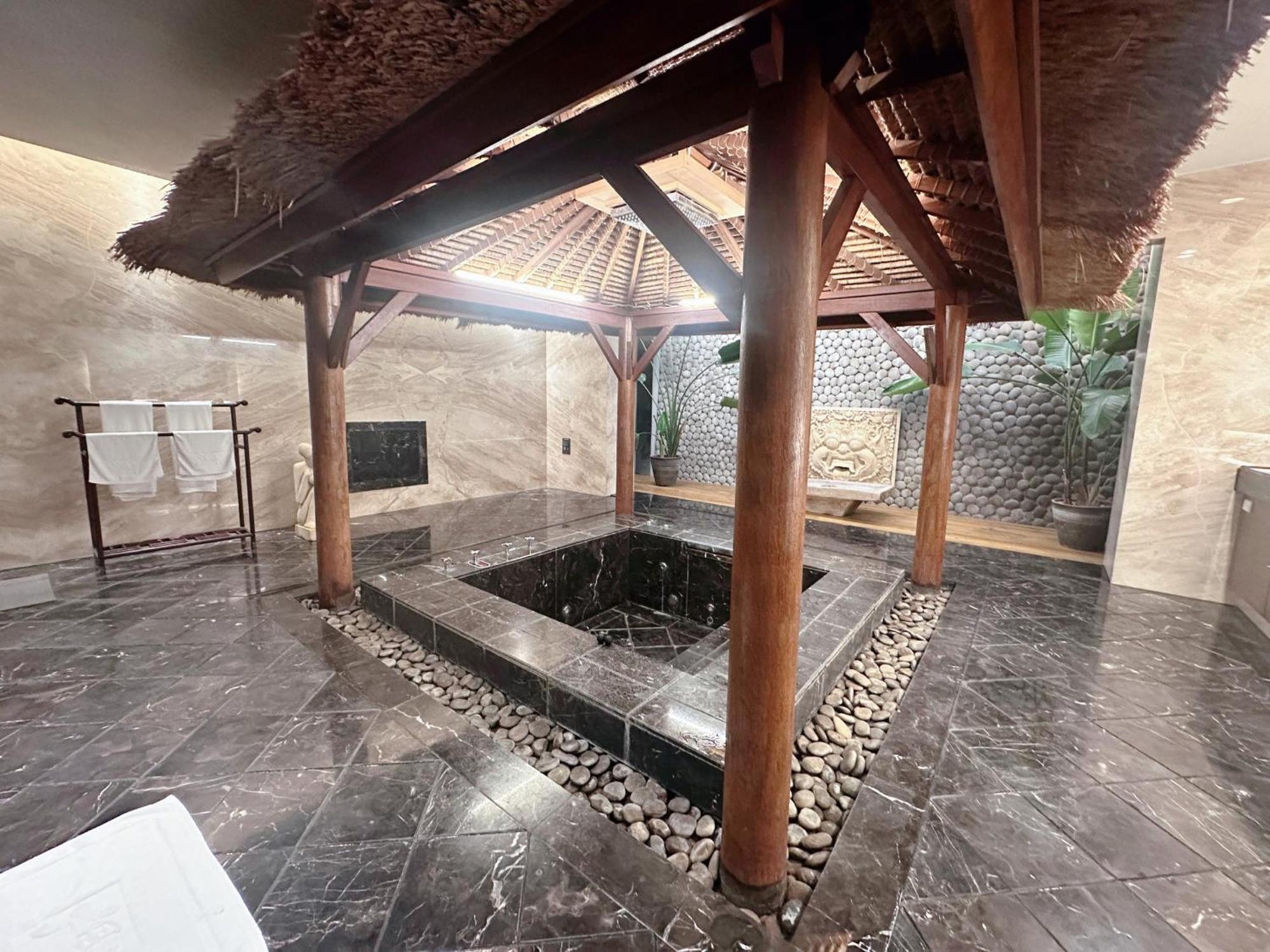 Orient Luxury Villa Motel Huwei Zewnętrze zdjęcie